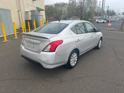 2017 Nissan Versa 1.6 SV