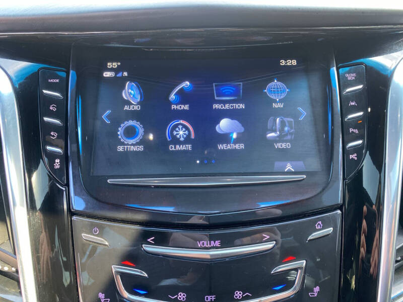2019 Cadillac Escalade Platinum