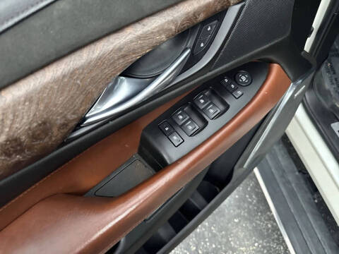 2015 Cadillac Escalade Premium