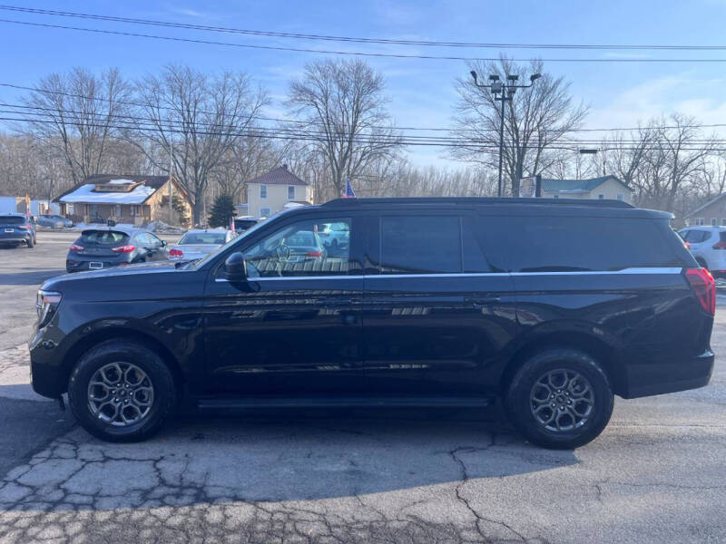 2025 Ford Expedition MAX Active