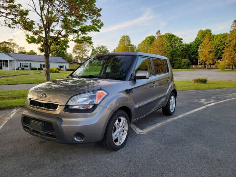 2011 Kia Soul for sale at iDrive in New Bedford MA