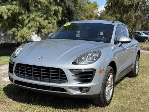 2017 Porsche Macan