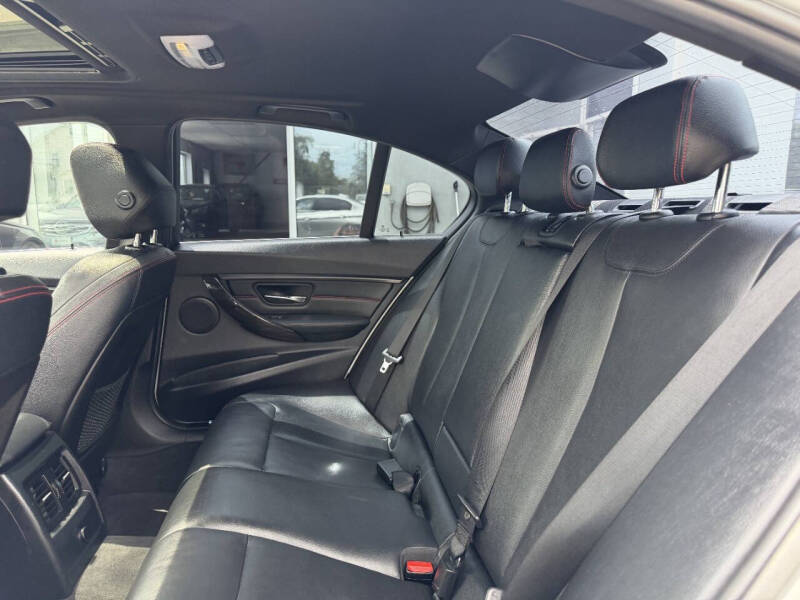 2015 BMW 3 Series 328i