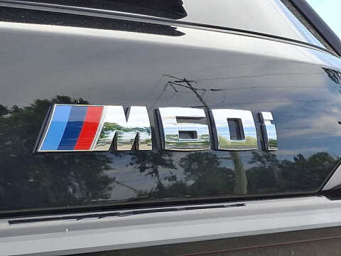 2025 BMW X7 M60i