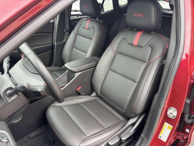 2025 Chevrolet Trax RS