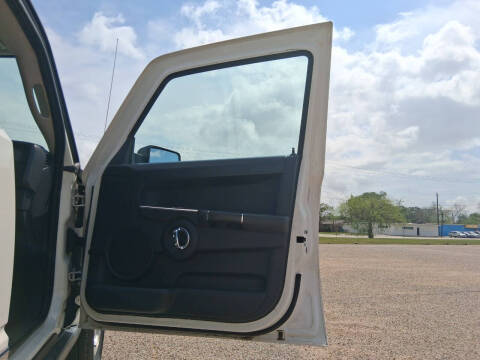 2010 Jeep Commander Sport