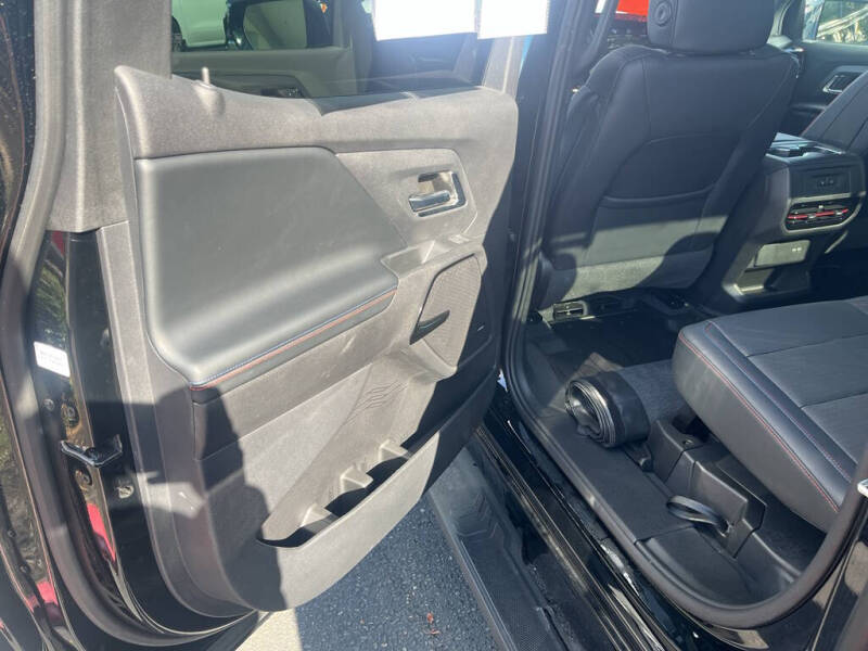 2024 Chevrolet Silverado EV RST