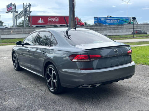 2020 Volkswagen Passat R-Line