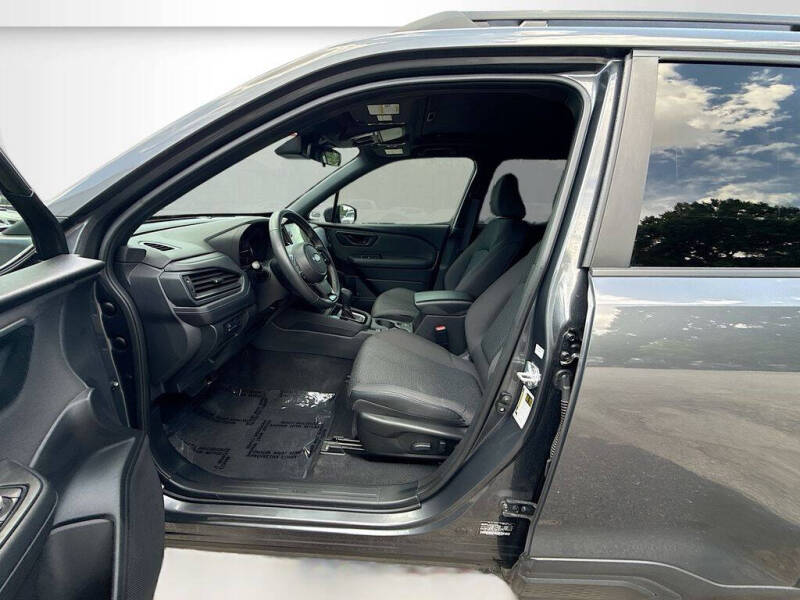 2025 Subaru Forester Premium