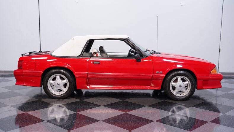 1990 Ford Mustang GT