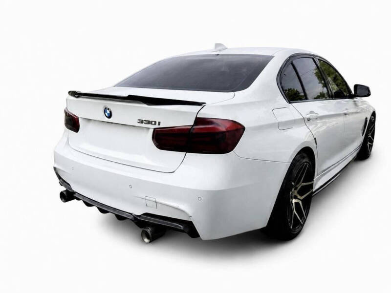 2017 BMW 3 Series 330i xDrive