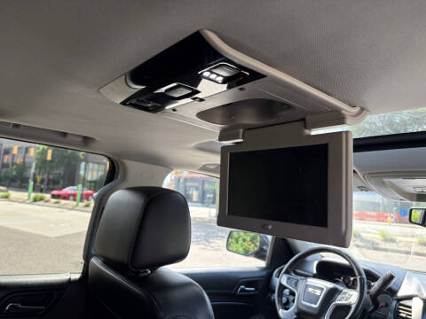 2017 GMC Yukon XL SLT