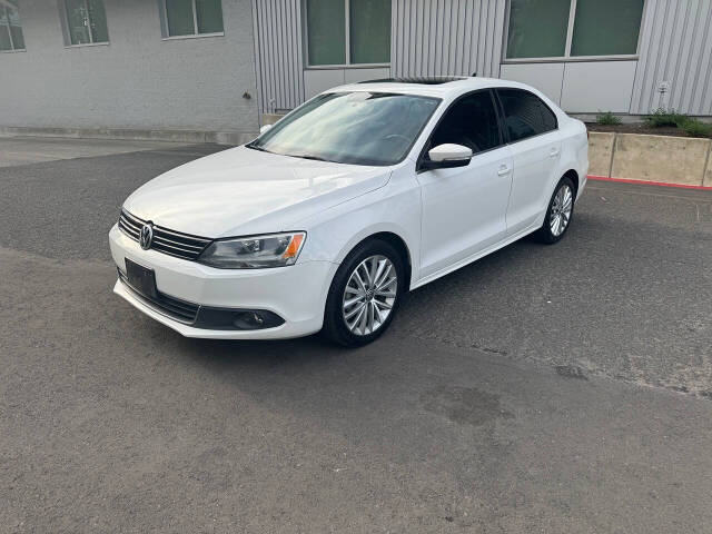 2013 Volkswagen Jetta for sale at Worldwide Auto in Portland, OR