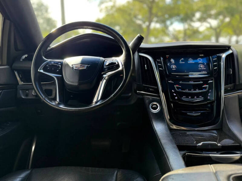 2015 Cadillac Escalade Platinum