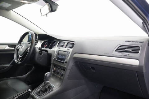 2017 Volkswagen Golf TSI Wolfsburg Edition