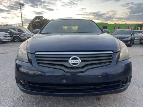 2009 Nissan Altima for sale at Marvin Motors in Kissimmee FL