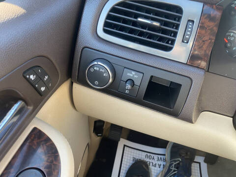 2008 GMC Yukon XL Denali