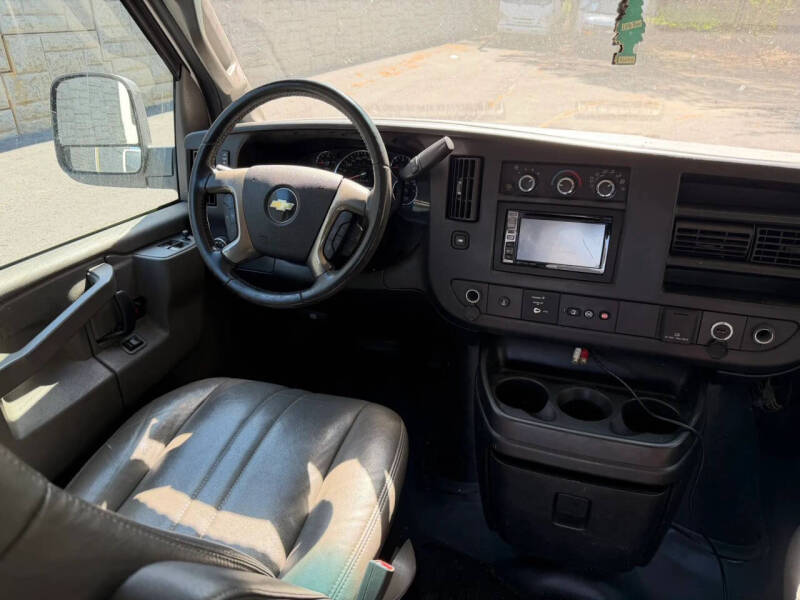 2017 Chevrolet Express LS 2500