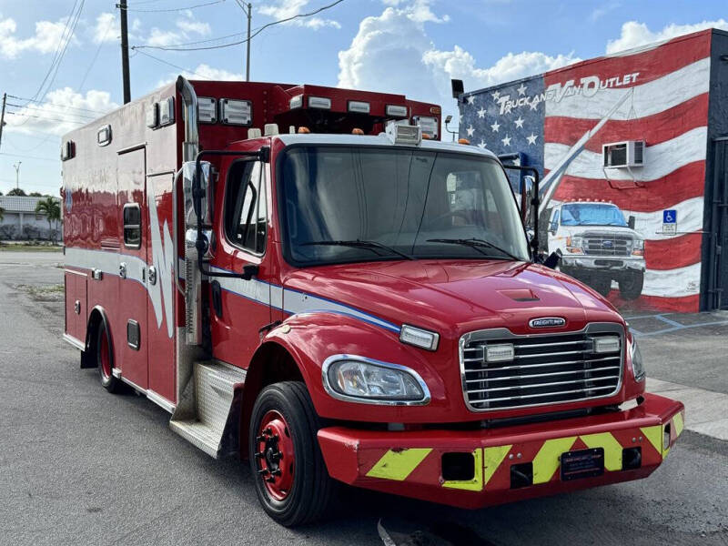 2016 Freightliner M2 106