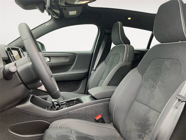 2024 Volvo C40 Recharge Twin Ultimate