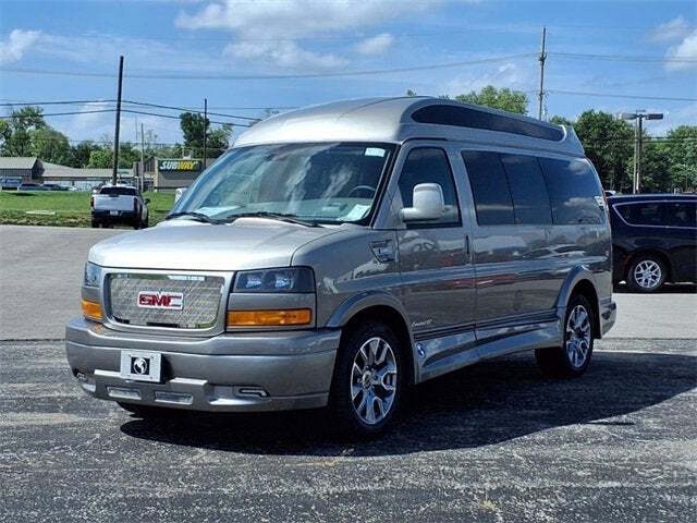 2025 GMC Savana 2500