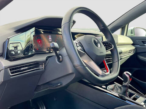 2023 Volkswagen Golf GTI S