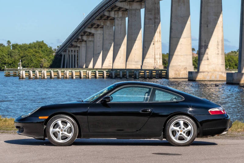 2001 Porsche 911 Carrera