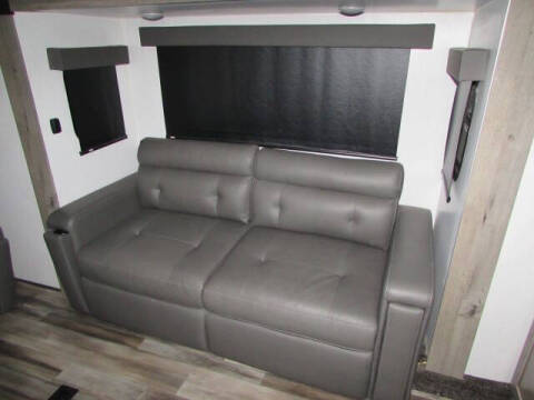 2021 Heartland Milestone