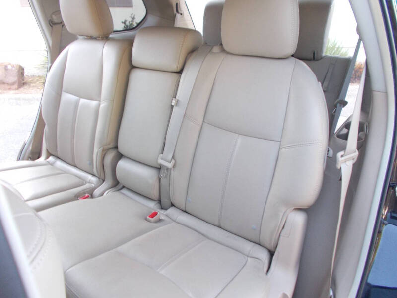 2013 Nissan Pathfinder SL