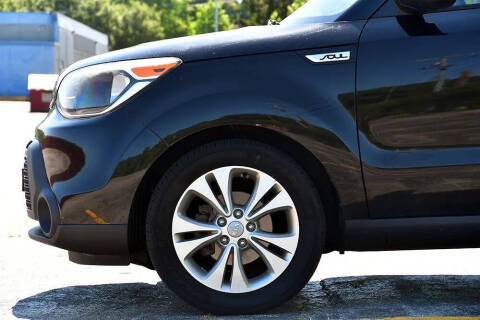 2015 Kia Soul +