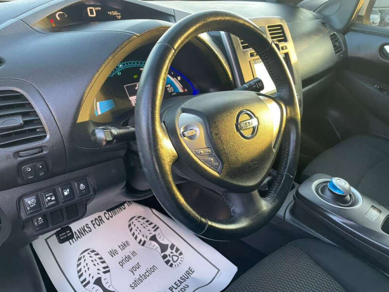 2013 Nissan LEAF S