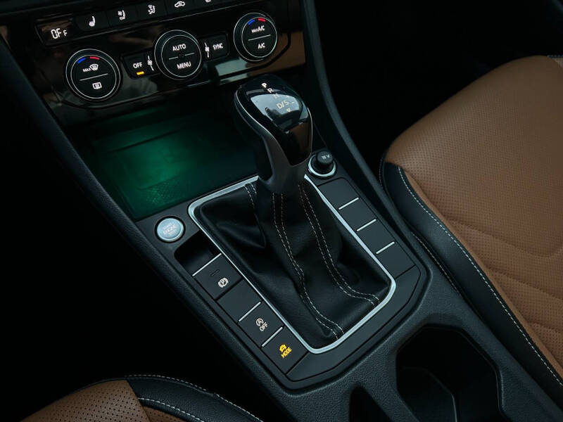 2022 Volkswagen Jetta SEL