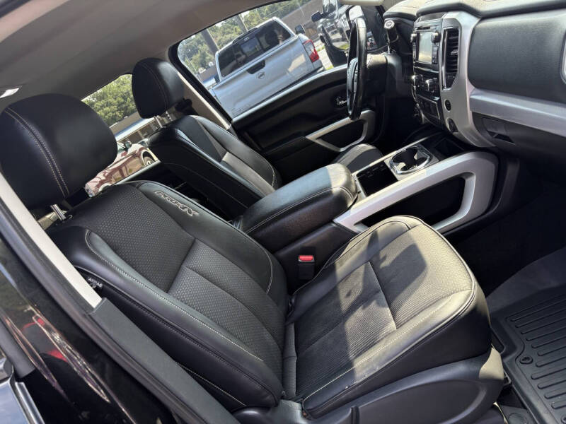 2017 Nissan Titan PRO-4X