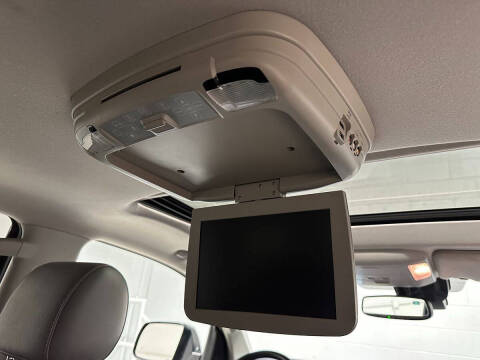 2018 Toyota Sequoia SR5