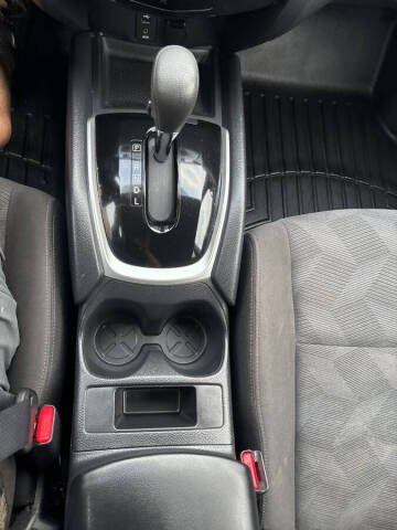 2016 Nissan Rogue