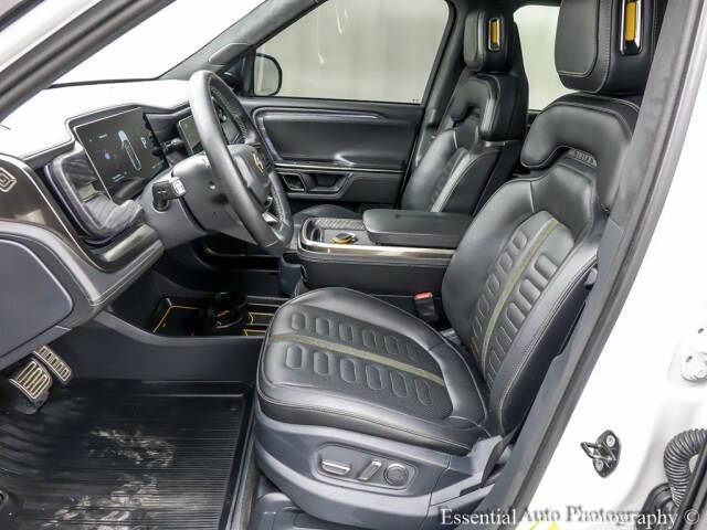 2022 Rivian R1S Launch Edition