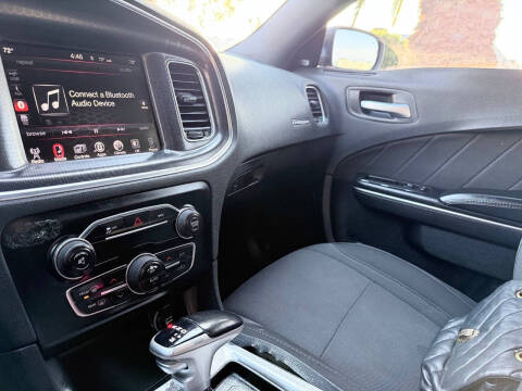 2016 Dodge Charger SXT