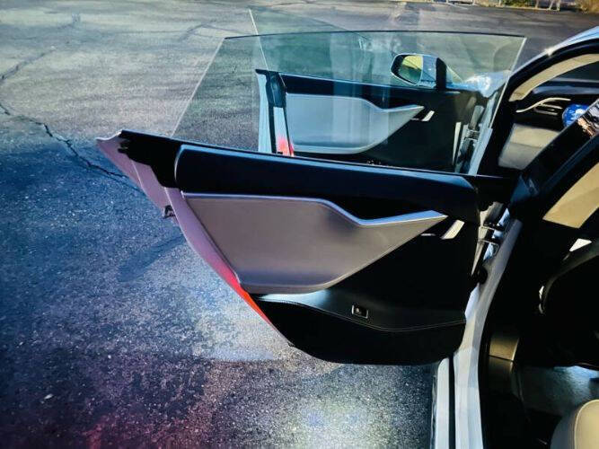 2015 Tesla Model S P85D