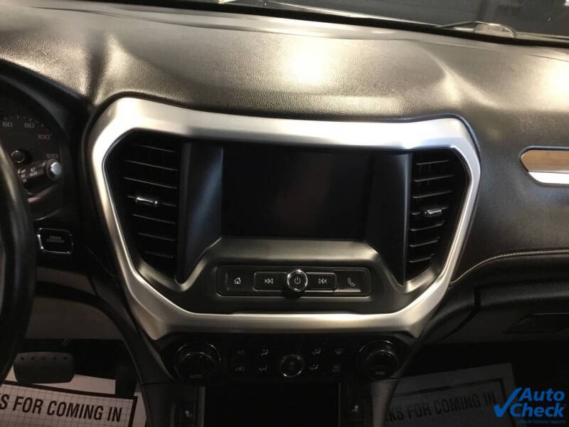 2019 GMC Acadia SLE-2