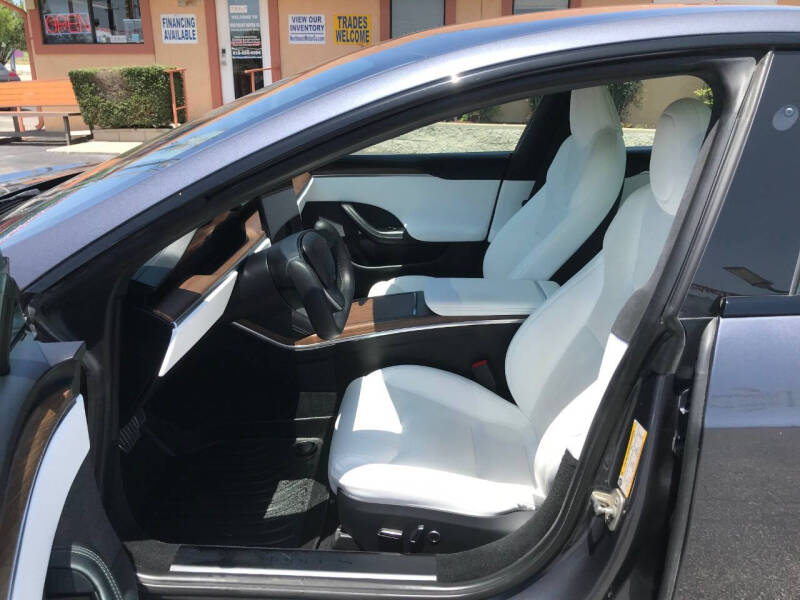2022 Tesla Model S