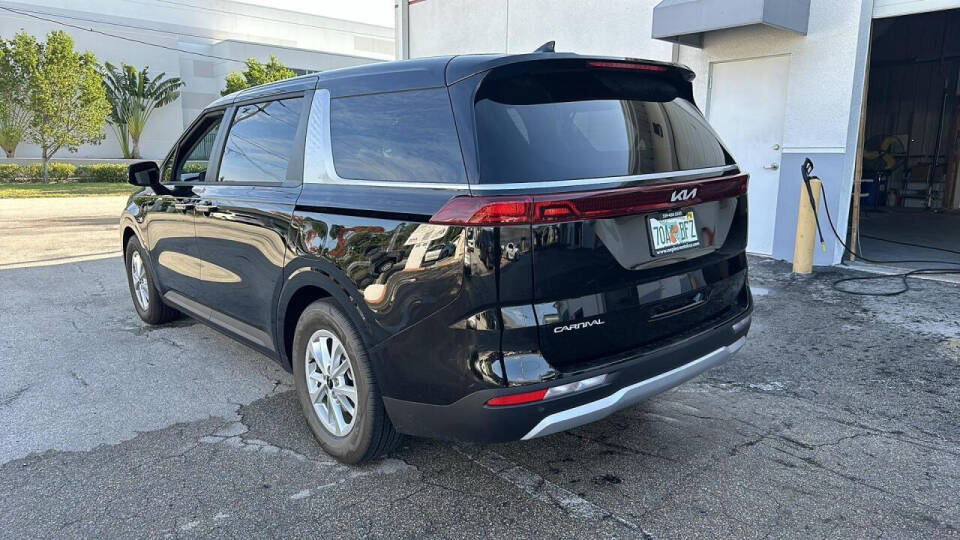 2024 Kia Carnival for sale at The Rock Fleet MGMT LLC in Naples, FL