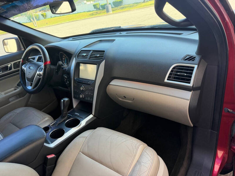 2012 Ford Explorer XLT
