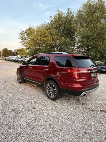 2017 Ford Explorer Platinum