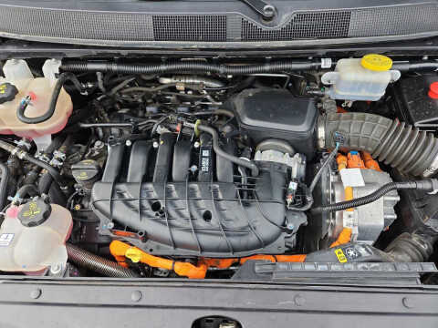 2024 Chrysler Pacifica Plug-In Hybrid Select