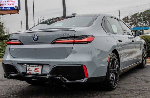 2023 BMW 7 Series 740i