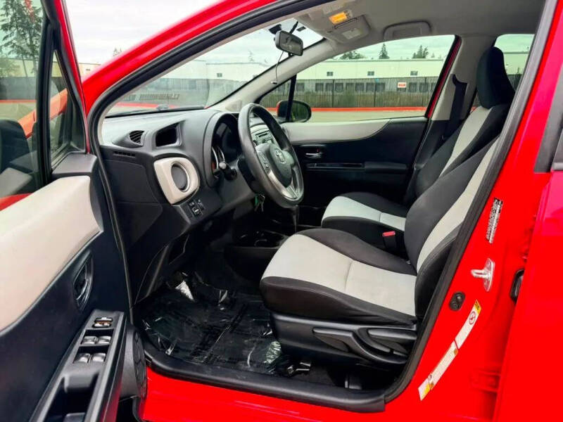 2013 Toyota Yaris