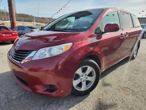 2011 Toyota Sienna for sale at BBC Motors INC in Fenton MO
