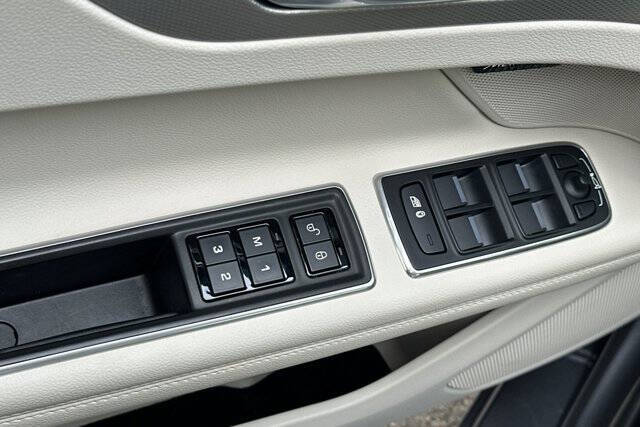 2020 Jaguar XF 25t Prestige