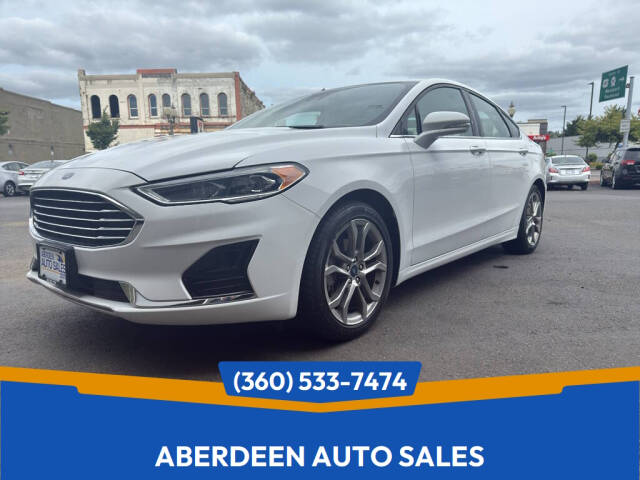 2020 Ford Fusion SEL's photo