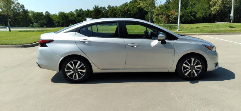 2023 Nissan Versa SV